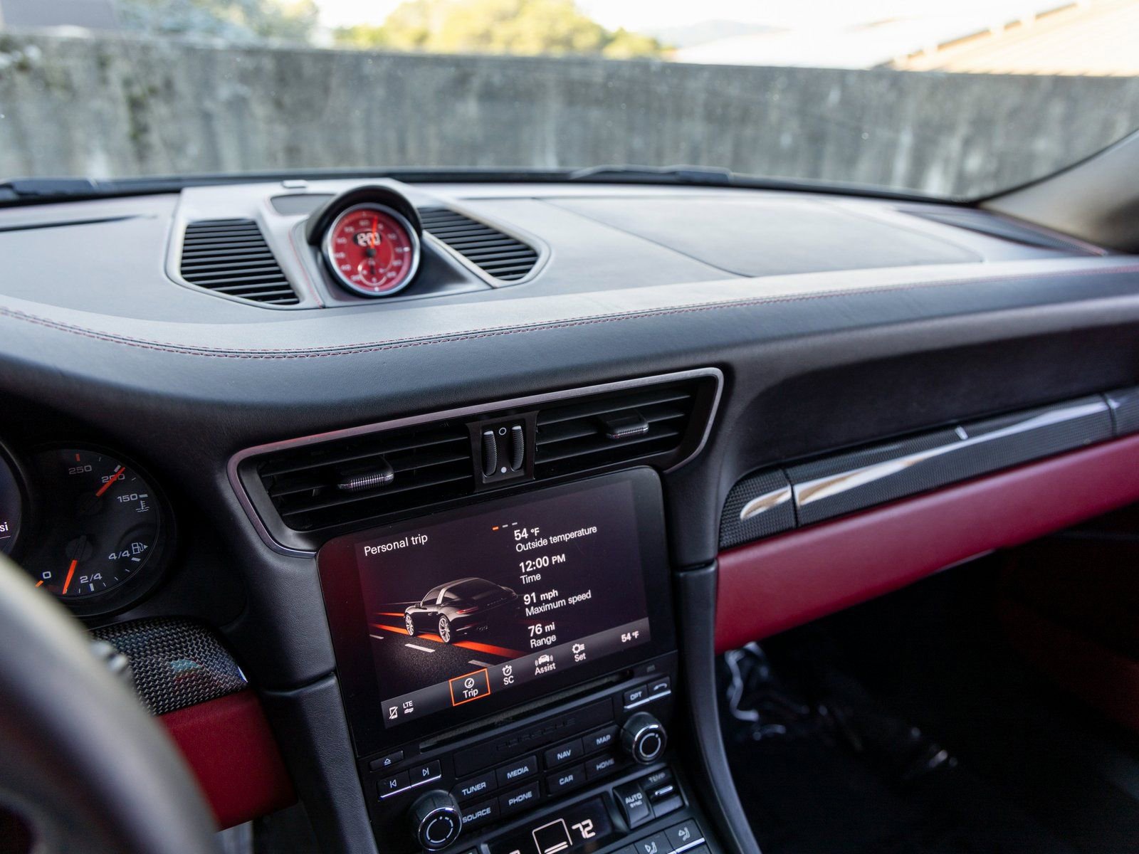 Certified 2018 Porsche 911 Targa 4 GTS image 36