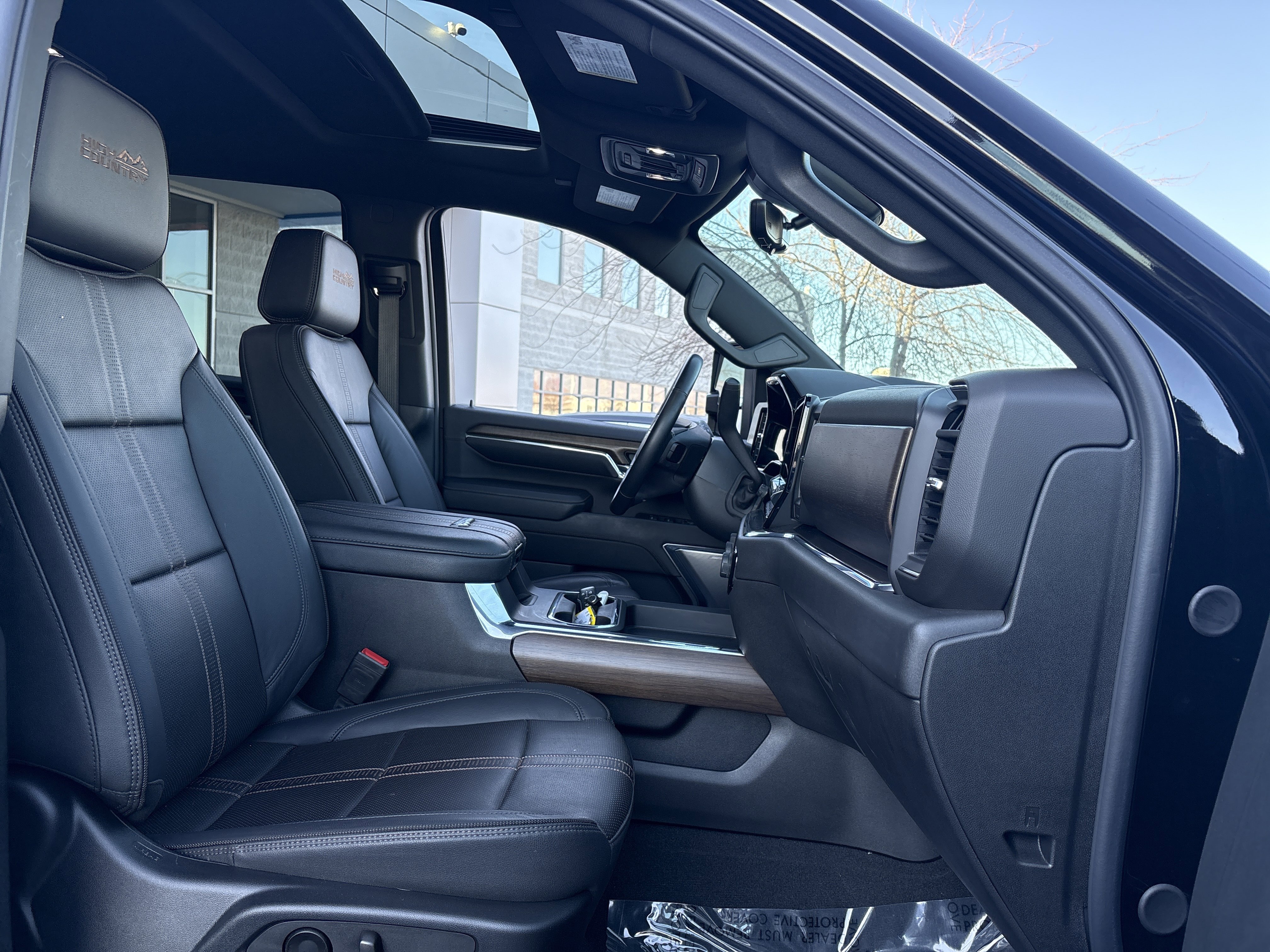 Used 2024 Chevrolet Silverado 3500 High Country w/ Technology Package image 29