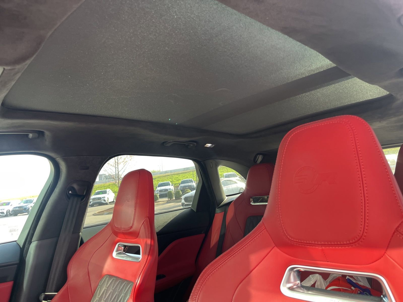 Used 2020 Jaguar F-PACE SVR image 10