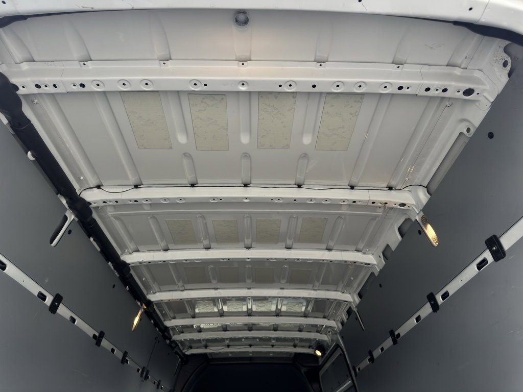 Used 2024 Mercedes-Benz Sprinter 2500 image 19