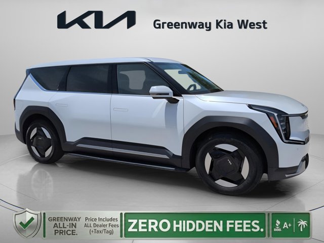 Certified 2024 Kia EV9 Light RWD image 1