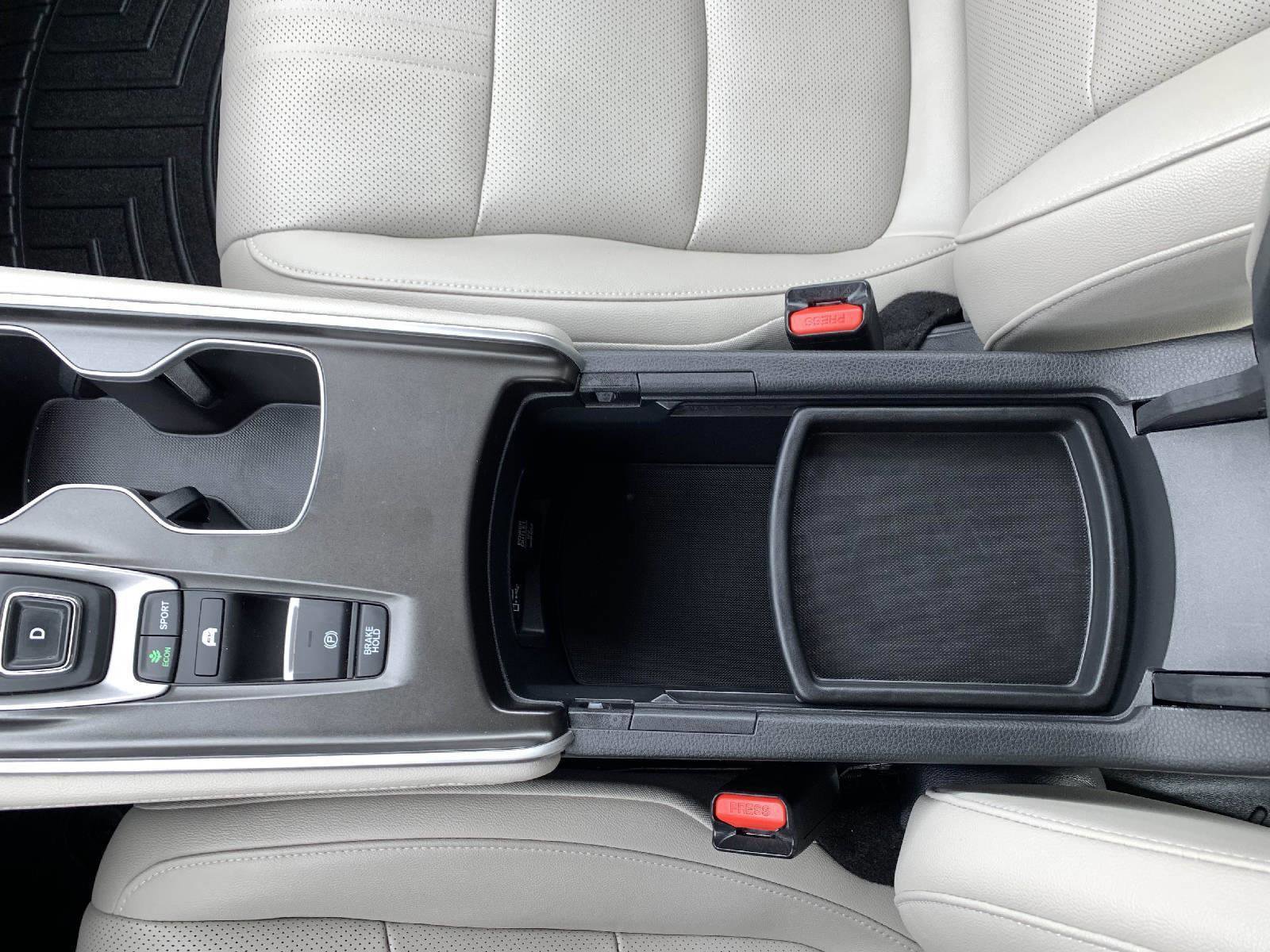 Used 2020 Honda Accord Touring image 33