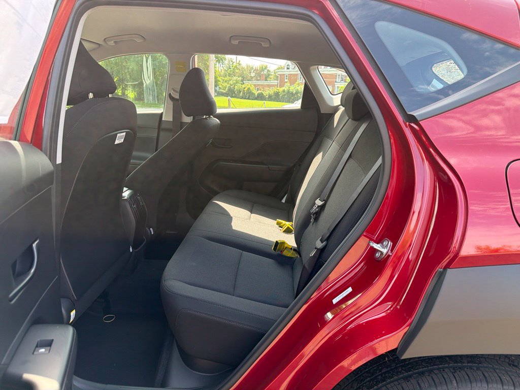 New 2027 Hyundai Kona SE AWD/4WD image 15