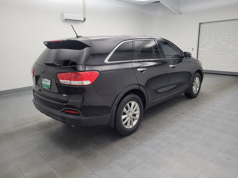 Used 2016 Kia Sorento L image 10