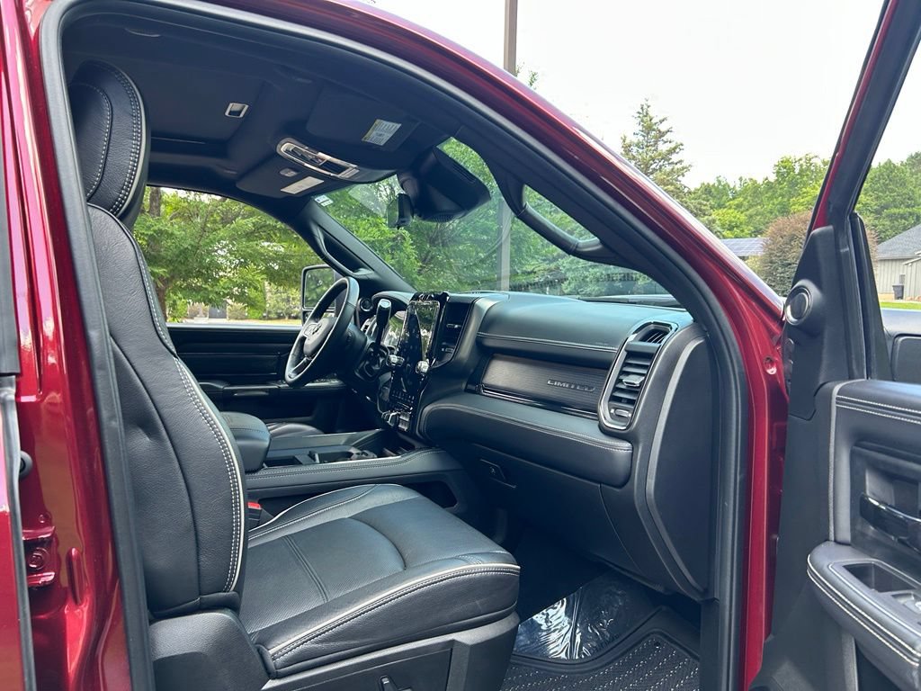 Used 2023 RAM 3500 Limited AWD/4WD image 57