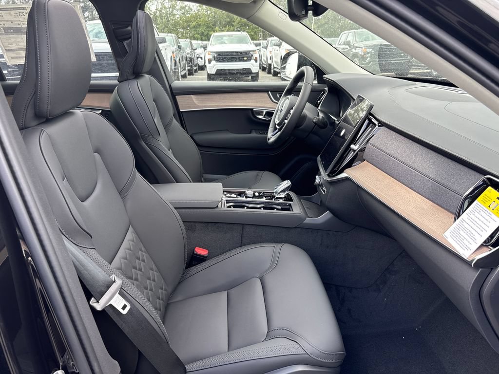 New 2026 Volvo XC90 B6 Plus AWD/4WD image 15
