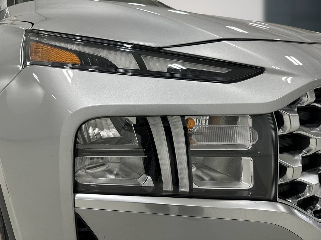 Certified 2023 Hyundai Santa Fe SEL w/ Premium Package FWD image 12