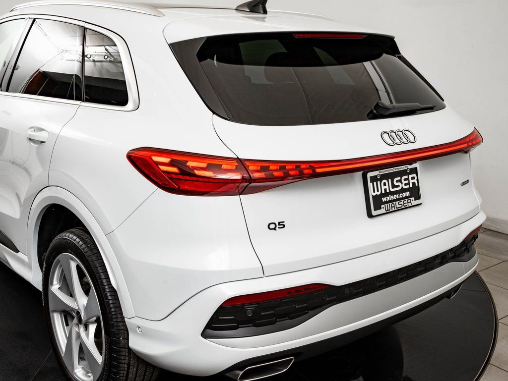 Certified 2025 Audi Q5 Premium Plus w/ Premium Plus image 19