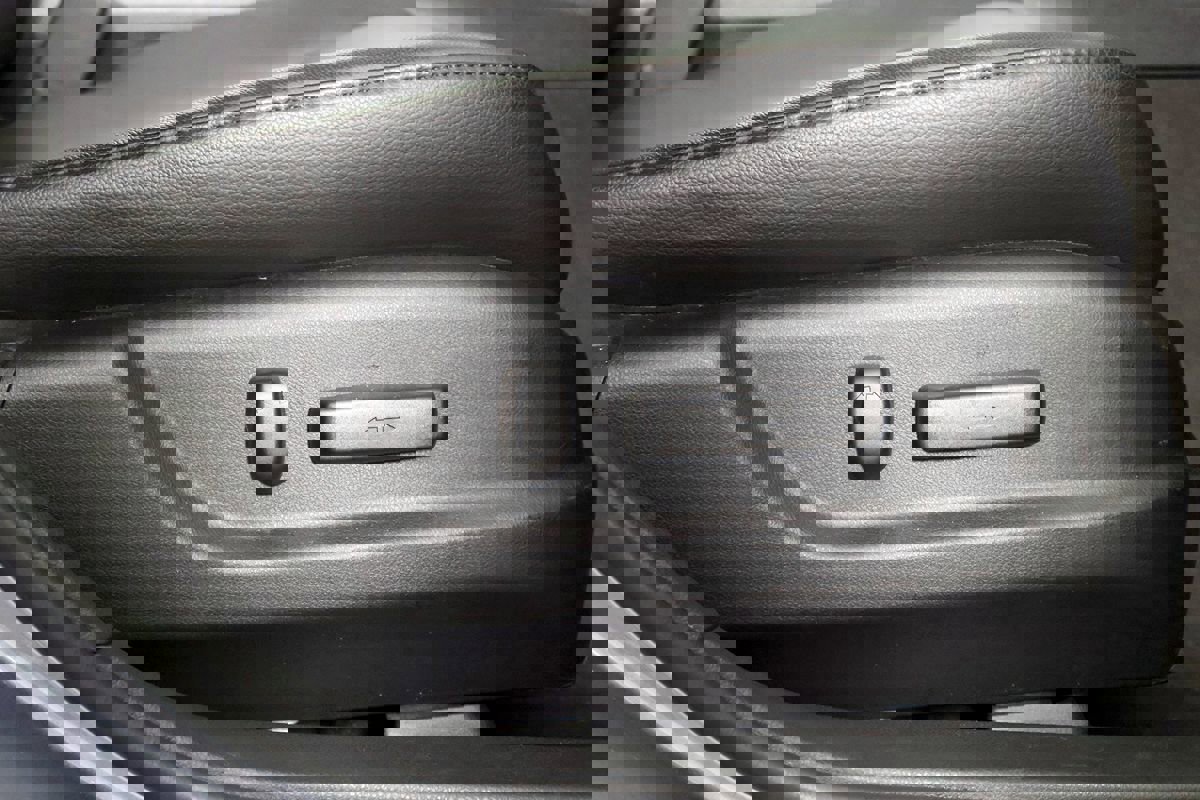 Used 2015 Acura RDX AWD w/ Technology Package image 46