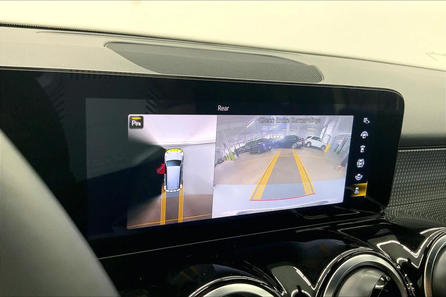 Certified 2022 Mercedes-Benz GLB 250 image 24