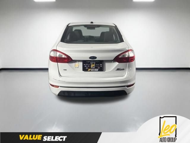 Used 2015 Ford Fiesta SE FWD image 5