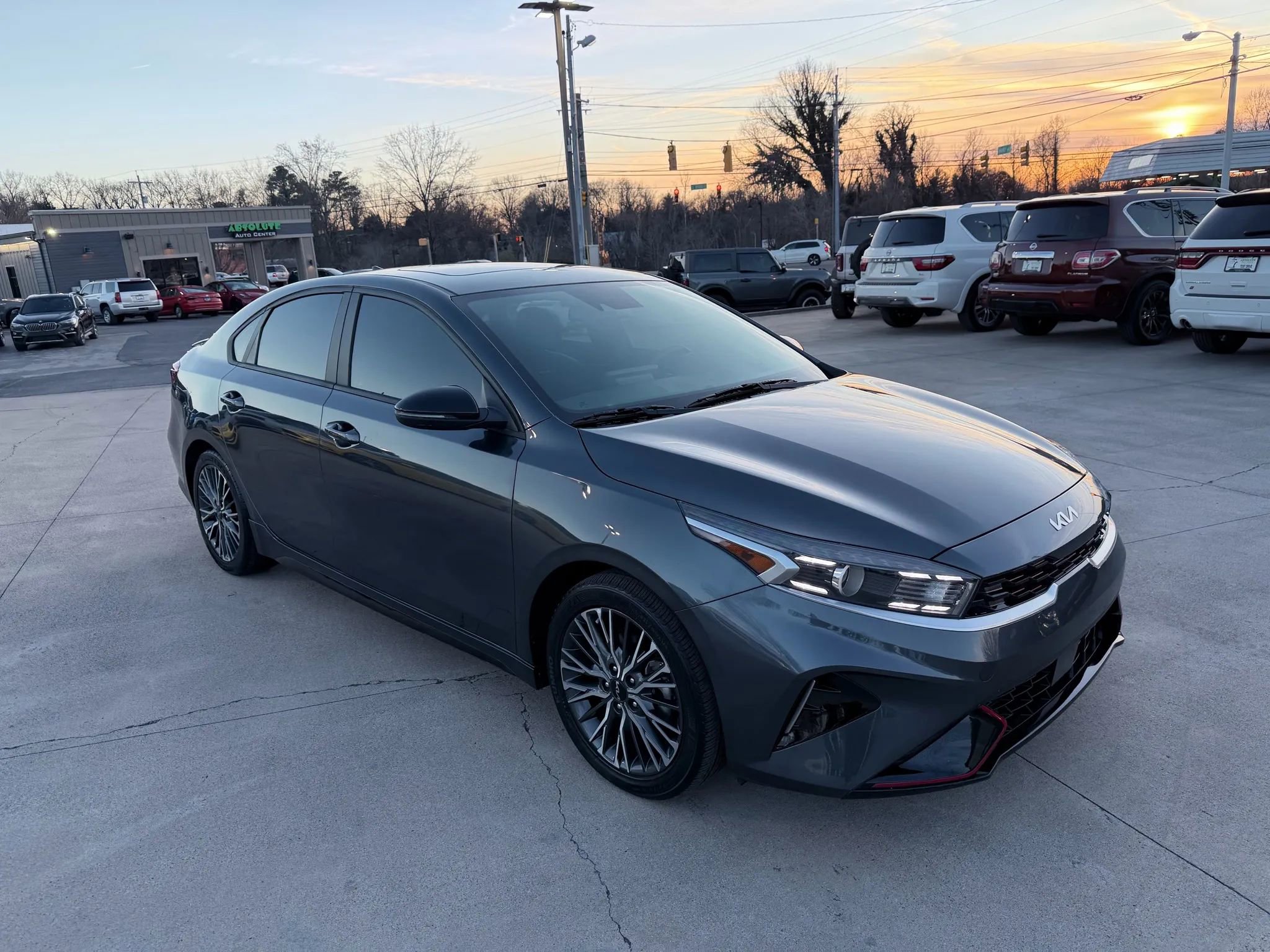 Used 2023 Kia Forte GT-Line w/ GT-Line Premium Package FWD image 8