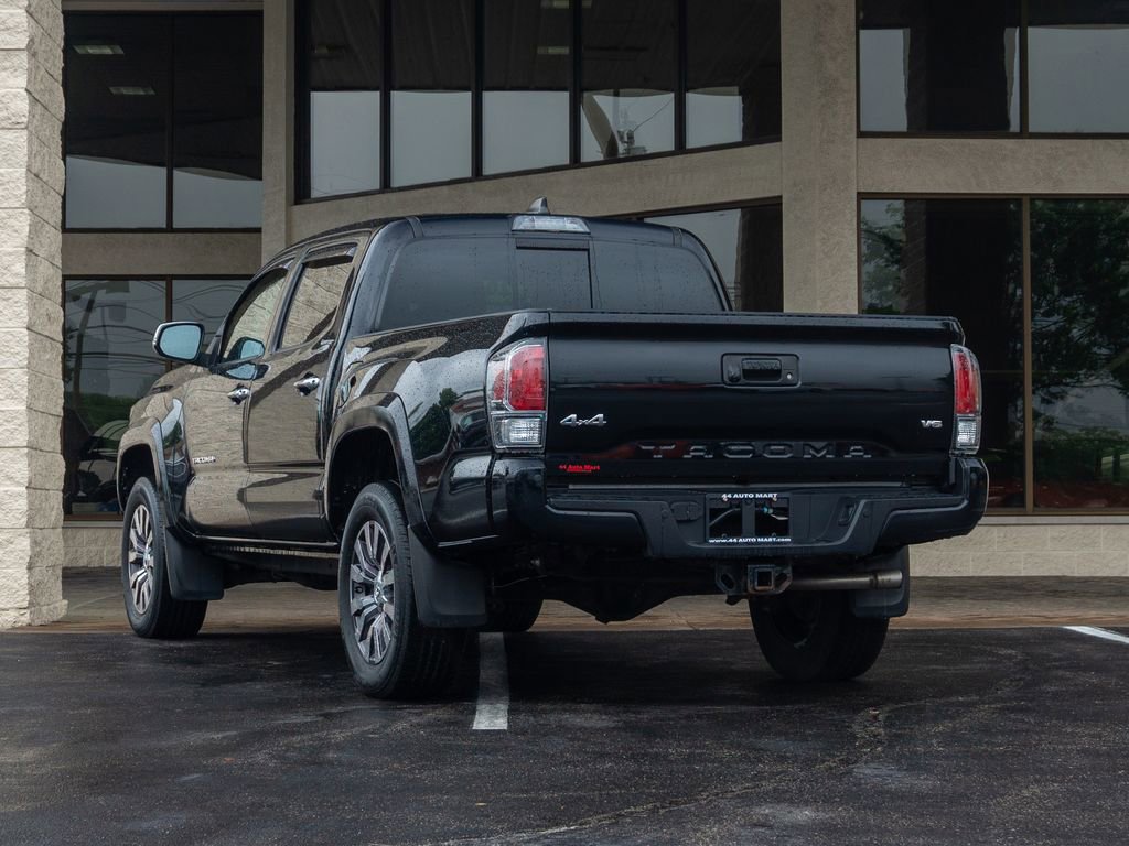 Used 2020 Toyota Tacoma Limited image 8