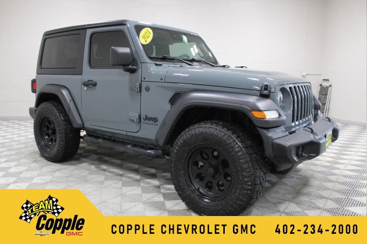 Used 2024 Jeep Wrangler Sport AWD/4WD image 1