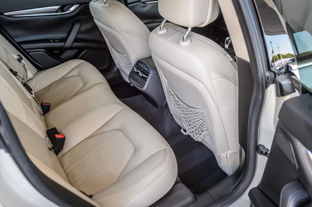 Used 2018 Maserati Ghibli RWD image 45
