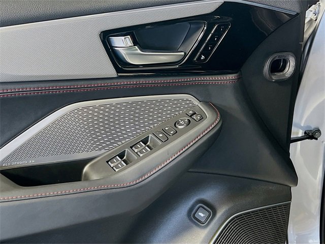 Used 2023 Acura MDX A-Spec image 11