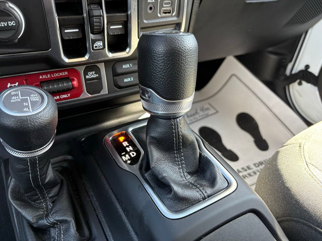 Used 2025 Jeep Wrangler Willys 4xe image 38