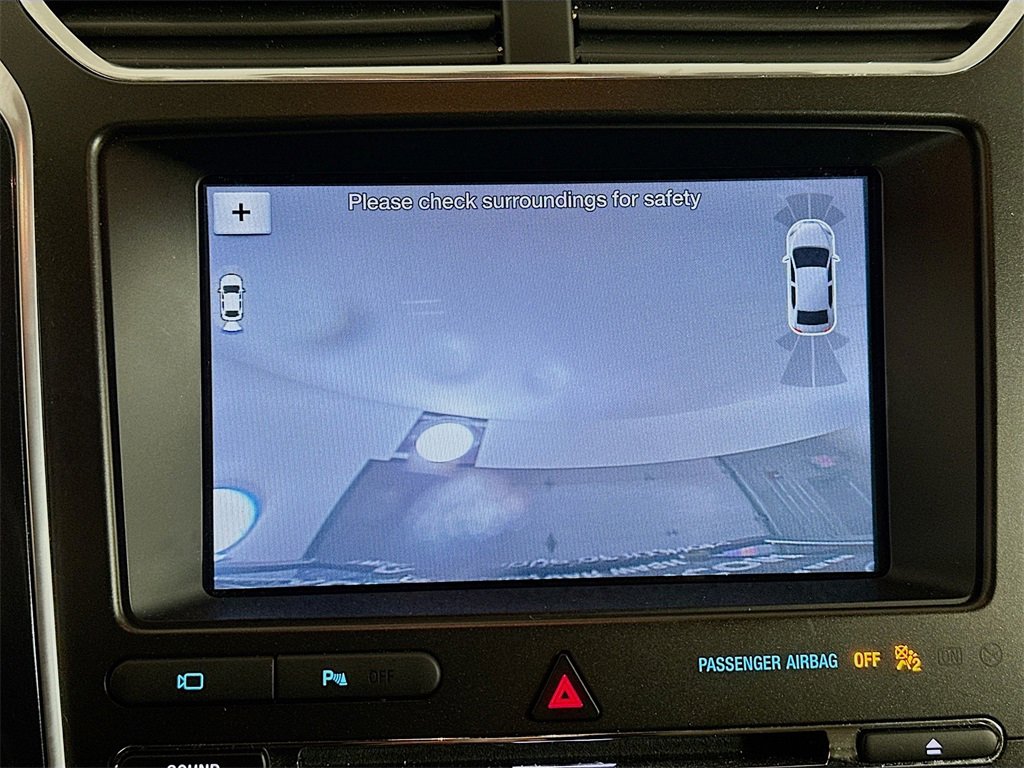 Used 2018 Ford Explorer Limited w/ Class II Trailer Tow Package image 14