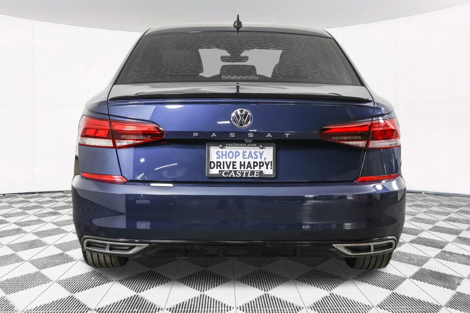 Used 2022 Volkswagen Passat 2.0T R-Line image 15