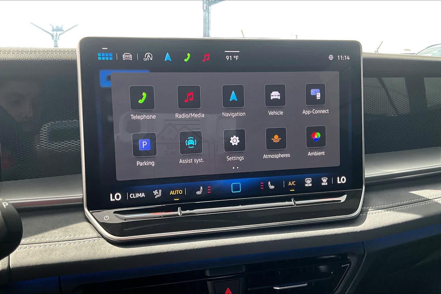 Used 2025 Volkswagen Tiguan SE R-Line FWD image 68