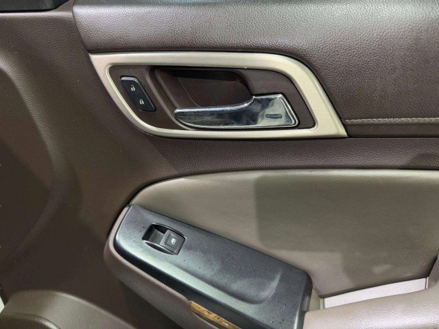 Used 2016 GMC Yukon Denali w/ Open Road Package image 48