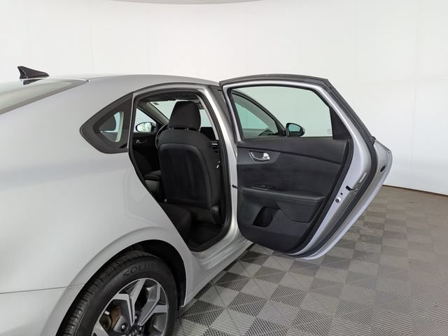 Used 2021 Kia Forte LXS FWD image 29