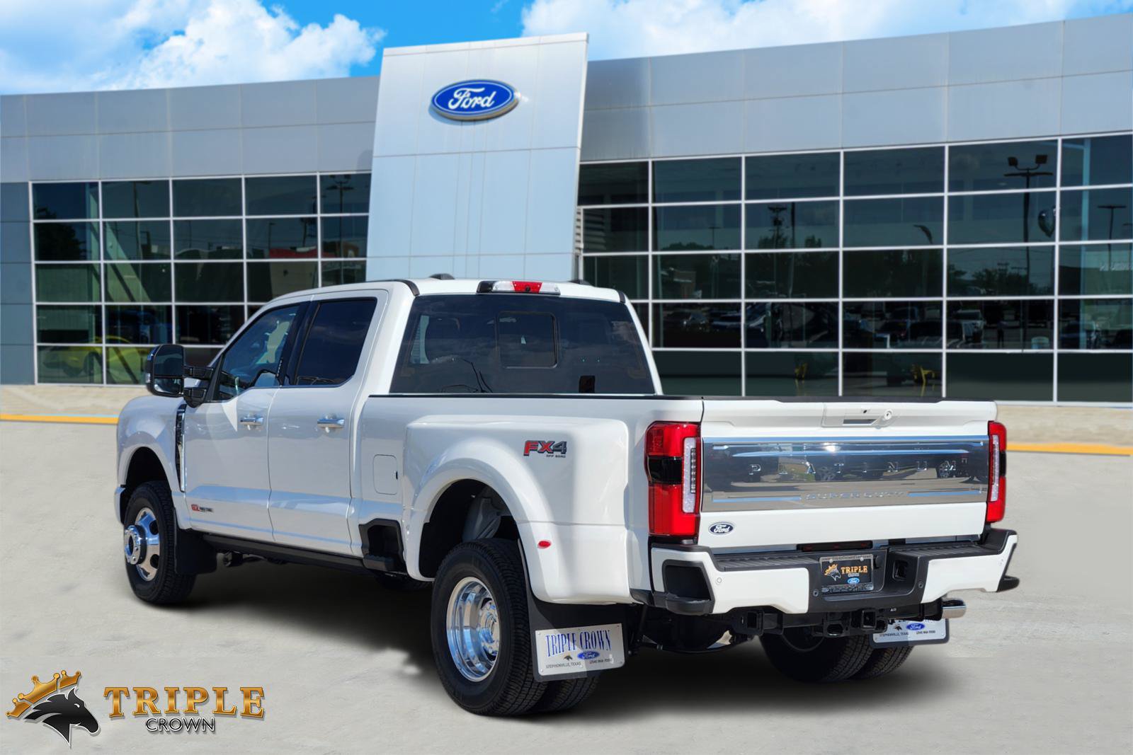 New 2027 Ford F350 Platinum w/ Platinum Plus Package AWD/4WD image 4