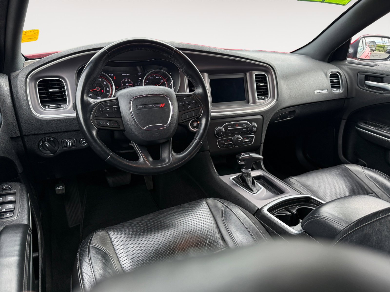 Used 2022 Dodge Charger SXT w/ Leather Interior Group RWD image 15