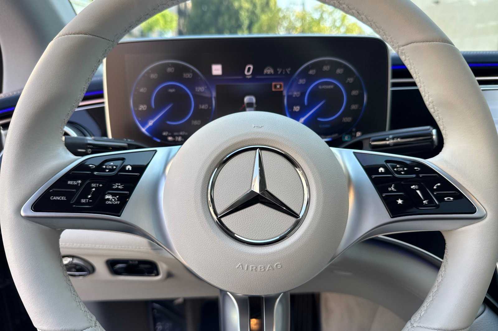 Used 2023 Mercedes-Benz EQE 500 4MATIC Sedan image 22