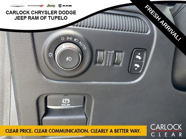 Used 2024 Jeep Wagoneer Series II w/ Convenience Group I AWD/4WD image 13