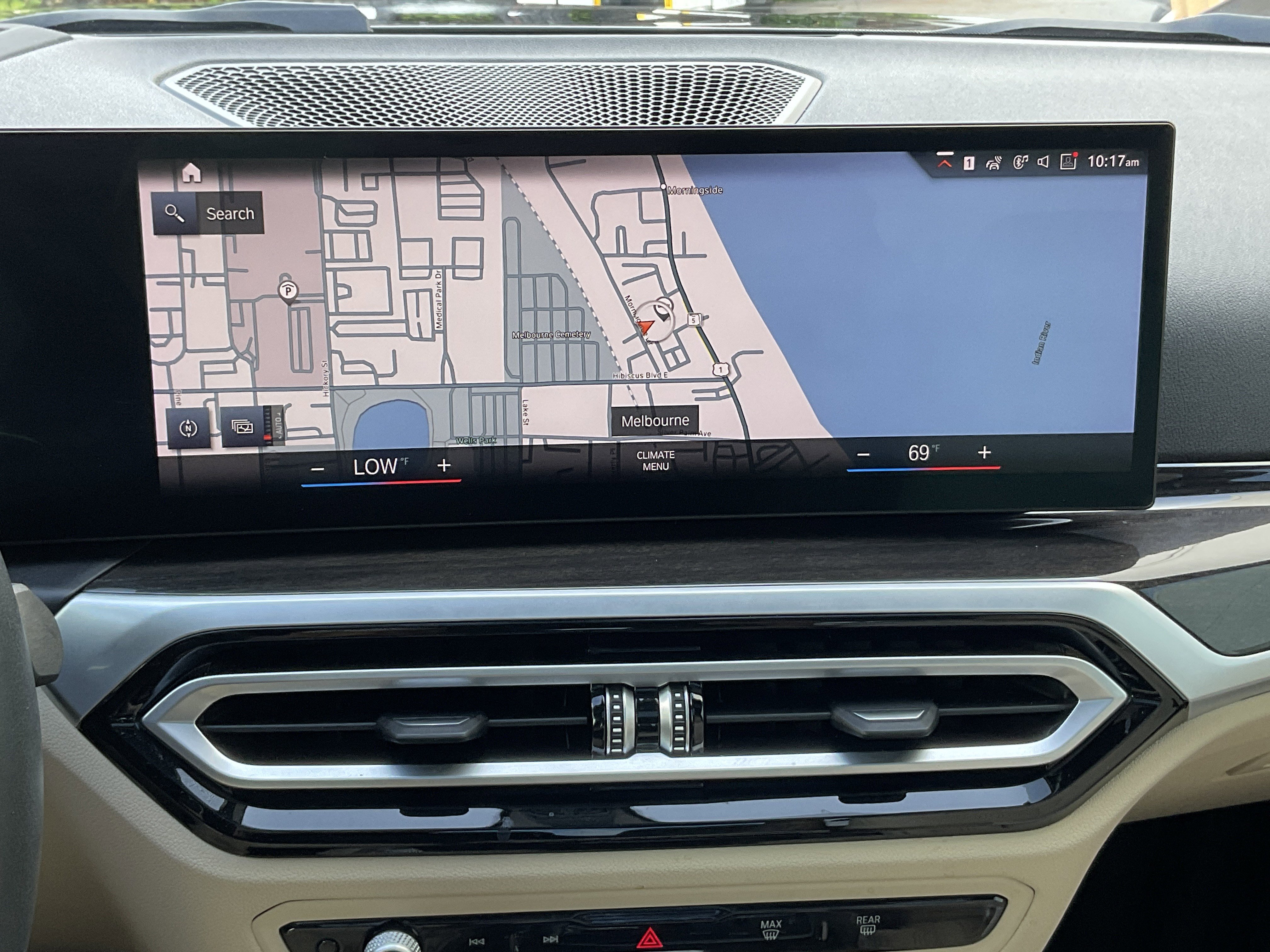 Certified 2023 BMW 330i Sedan w/ Premium Package image 18