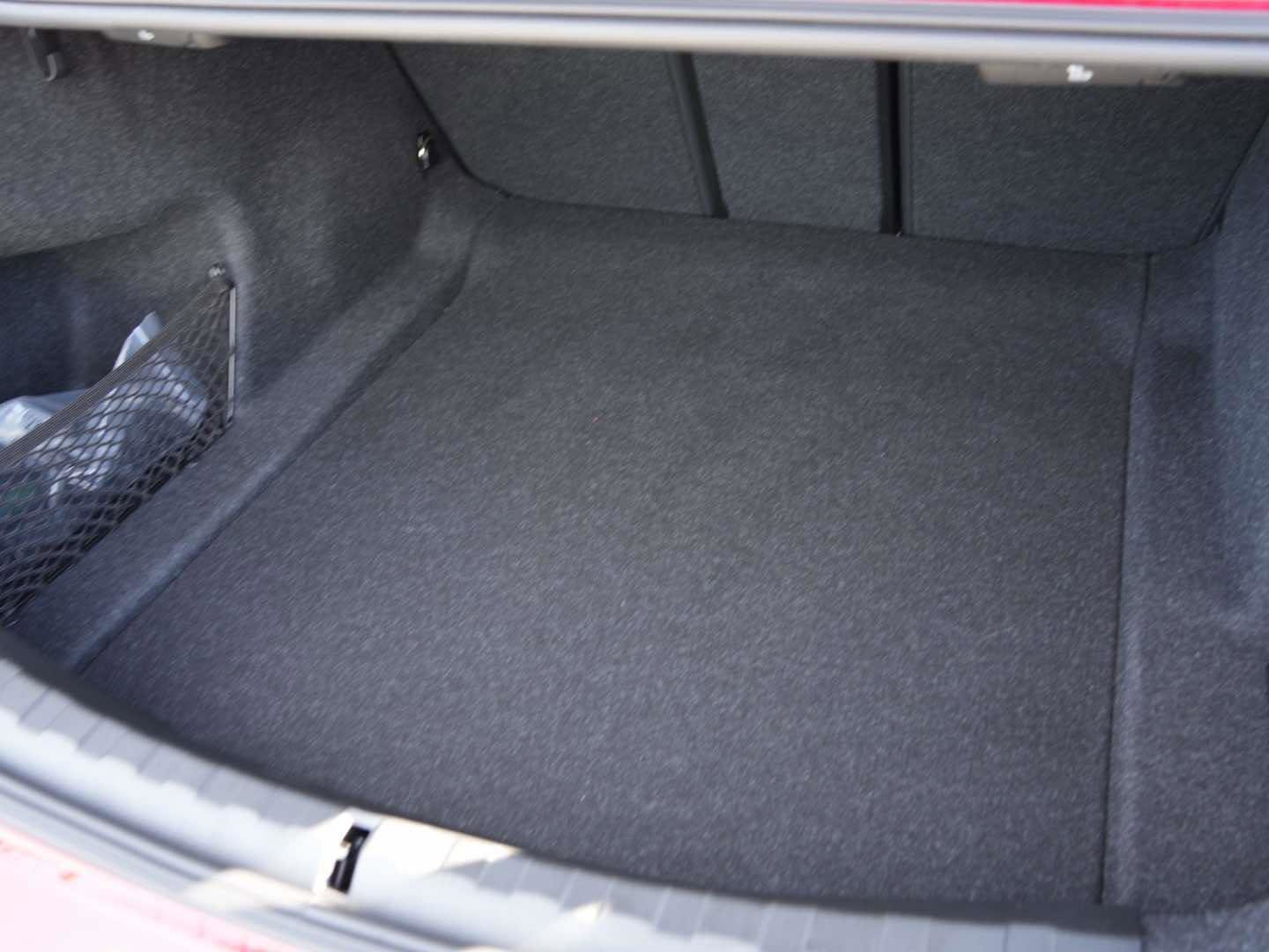 Used 2025 BMW M340i w/ Premium Package image 6