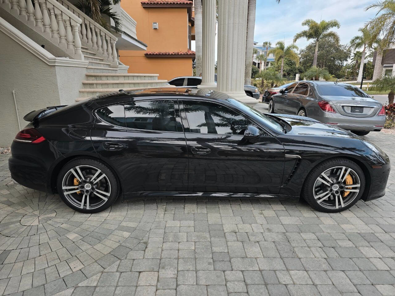 Used 2014 Porsche Panamera Turbo S w/ Exterior Package in Black image 48