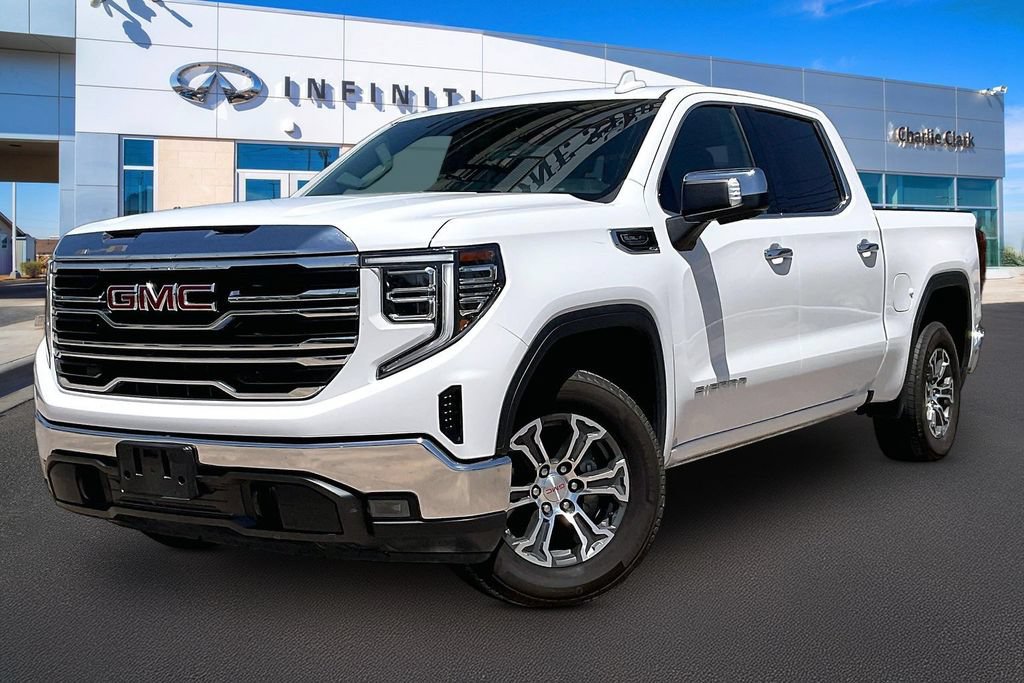 Used 2025 GMC Sierra 1500 SLT RWD image 1