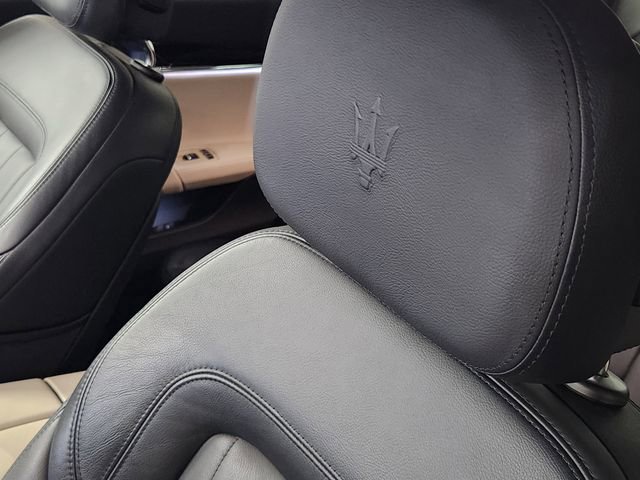 Used 2022 Maserati Quattroporte Modena RWD image 15