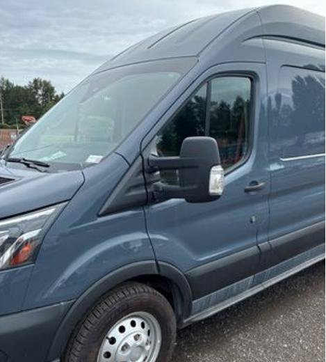 Used 2022 Ford Transit 250 148 High Roof Extended AWD w/ Parcel Delivery Package image 8