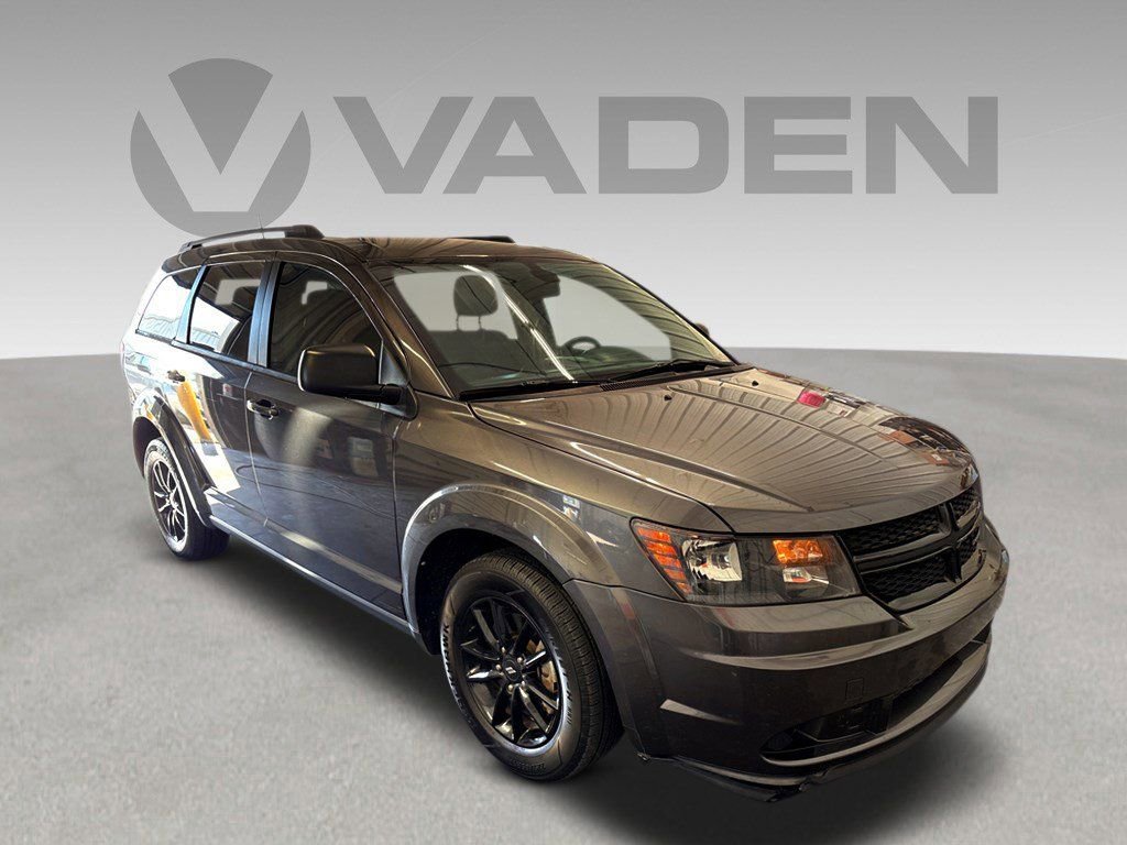 Used 2020 Dodge Journey SE w/ Blacktop Package FWD image 1