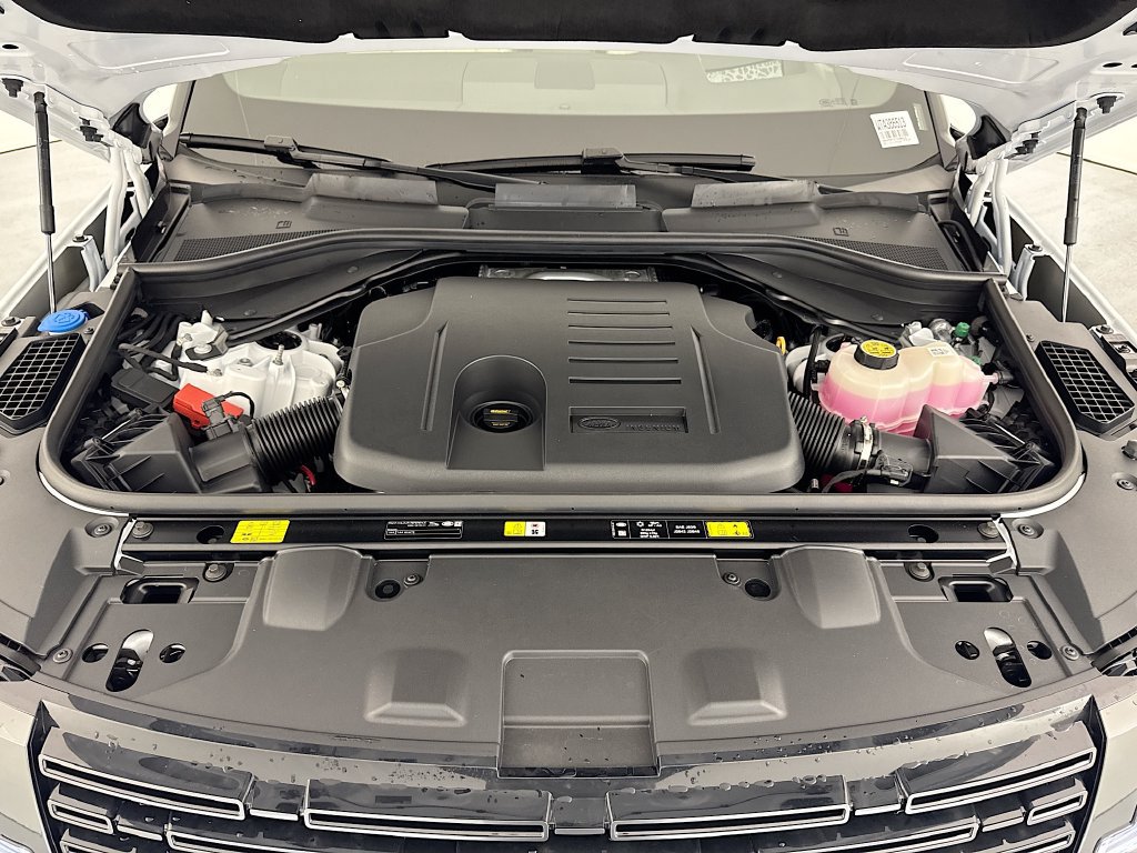 New 2026 Land Rover Range Rover SE AWD/4WD image 32