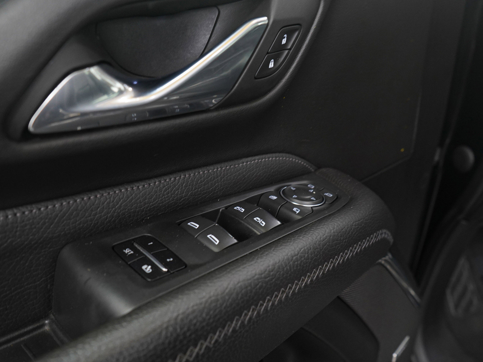 Used 2023 GMC Yukon XL Denali w/ Max Trailering Package image 24