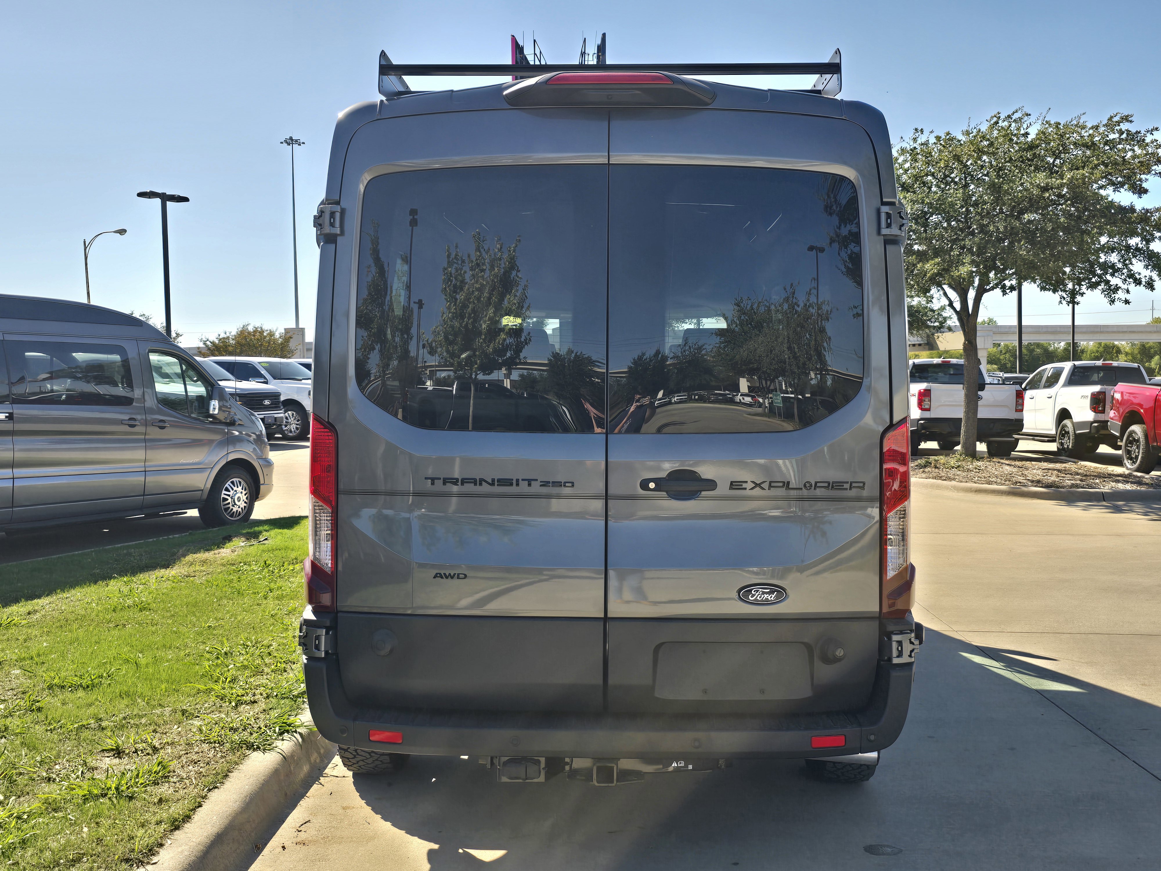 New 2026 Ford Transit 250 148 Medium Roof Extended AWD image 7