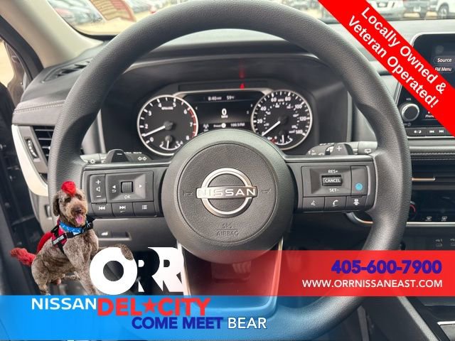 Used 2024 Nissan Rogue SV FWD image 16