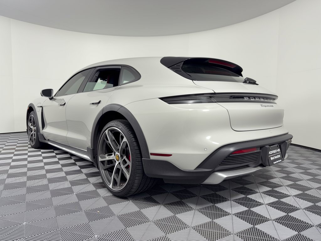 Certified 2023 Porsche Taycan 4S AWD/4WD image 3