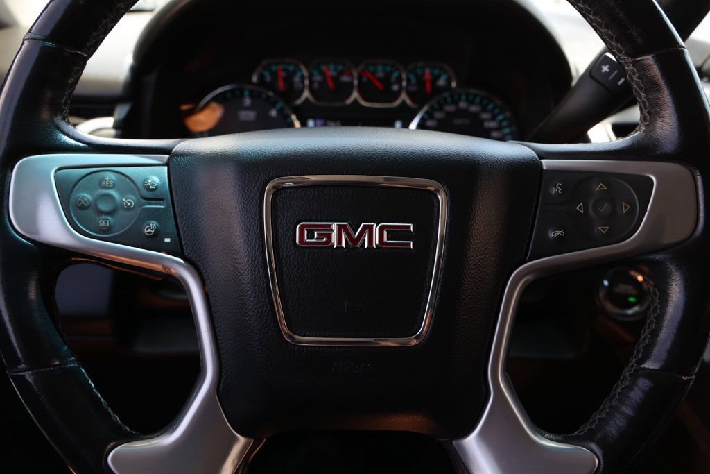 Used 2020 GMC Yukon SLT AWD/4WD image 27
