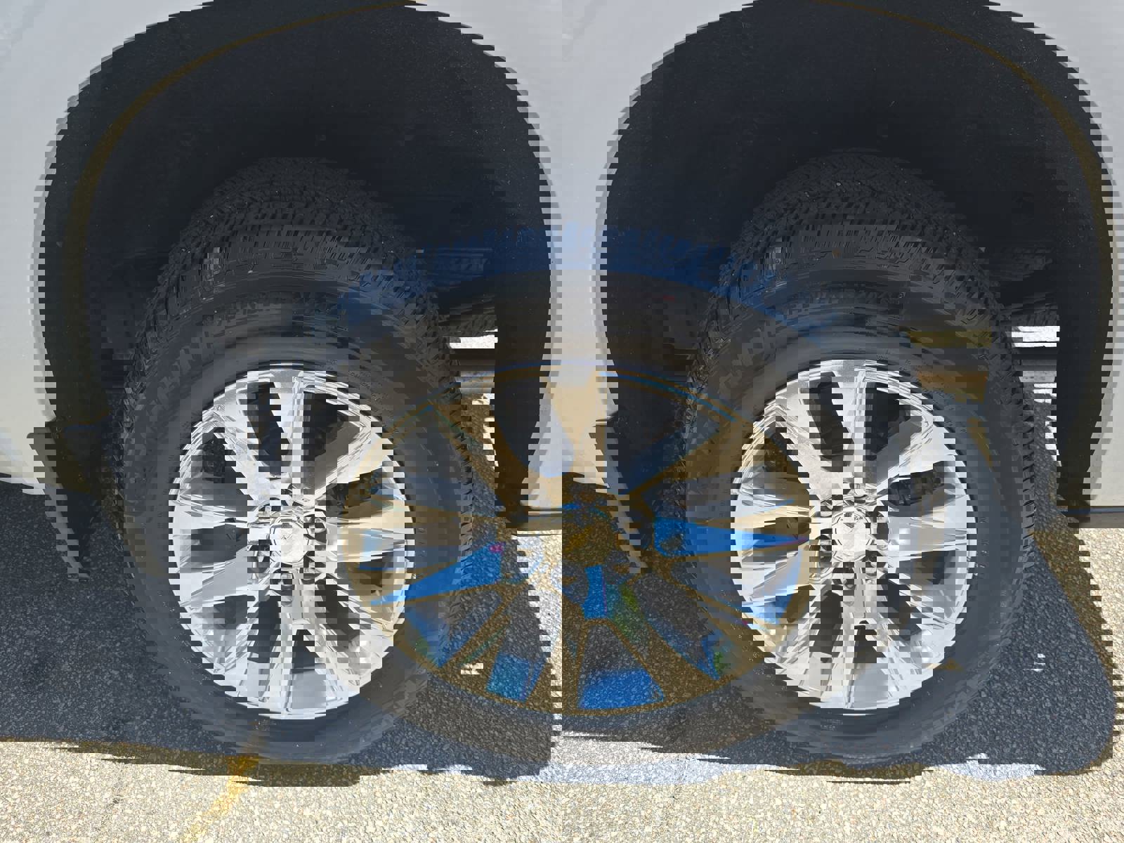 Used 2019 Chevrolet Silverado 1500 LTZ image 30