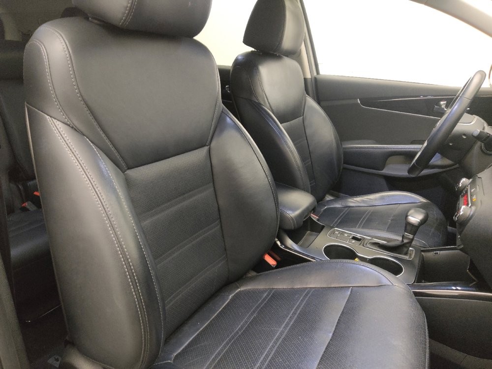 Used 2019 Kia Sorento EX w/ EX Touring Package image 21