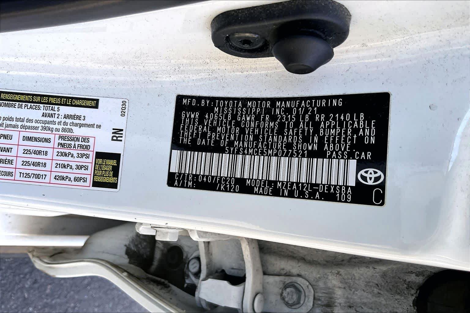 Used 2021 Toyota Corolla SE w/ Carpet Mat Package (TMS) FWD image 34