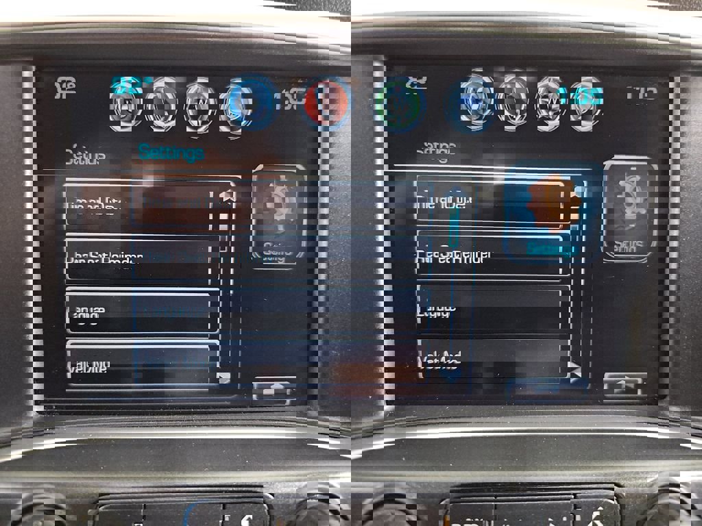 Used 2018 GMC Sierra 1500 SLT w/ Suspension Package, Off-Road image 23