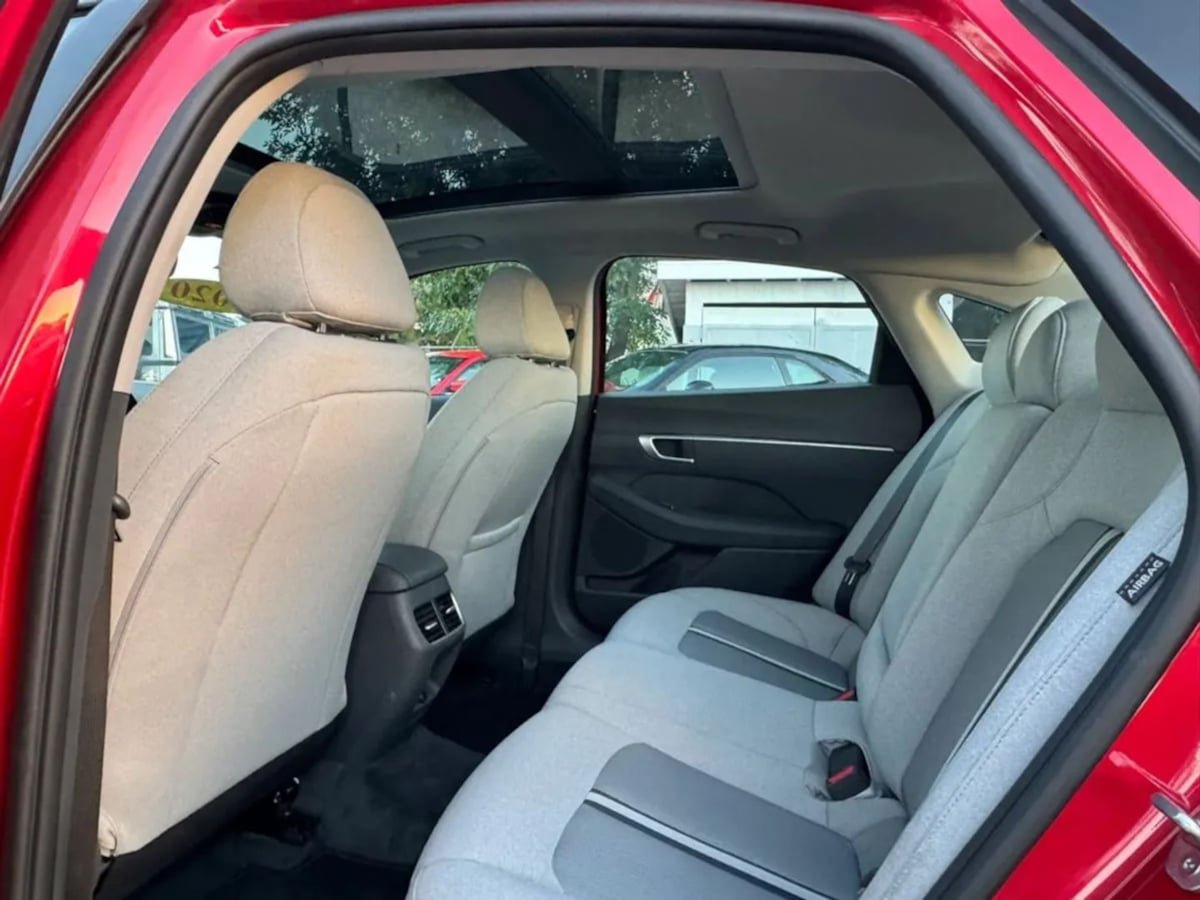 Used 2020 Hyundai Sonata SEL w/ Convenience + Sunroof Package FWD image 21