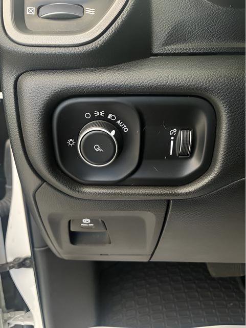 Used 2021 RAM 1500 Tradesman image 12