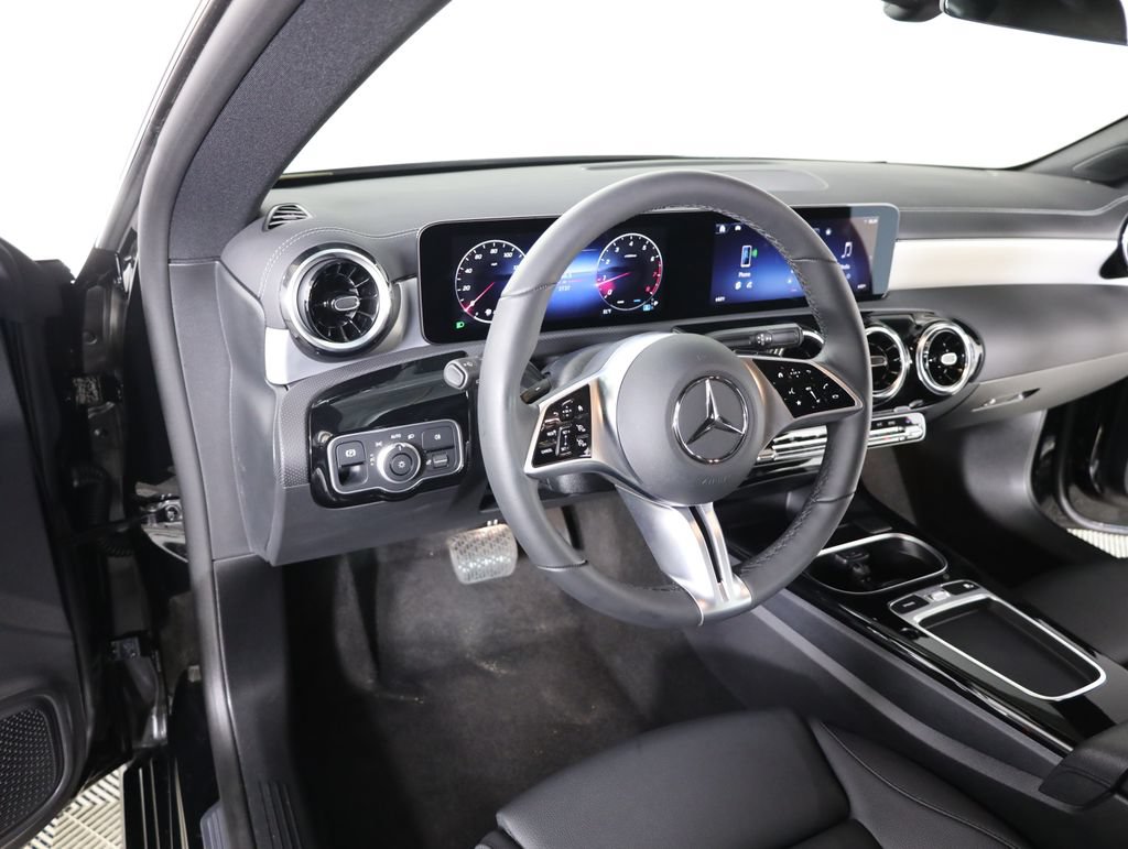 Certified 2026 Mercedes-Benz CLA 250 4MATIC image 30
